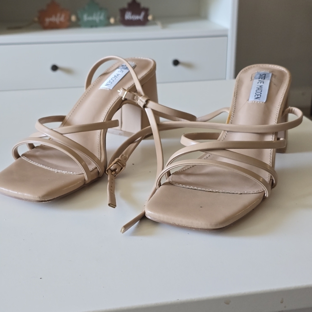 Steve Madden Women's Tan Strappy Heels Size 40